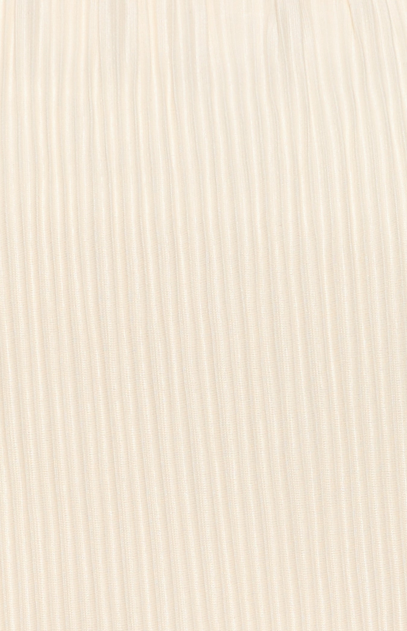 Perri Plisse Set in Cream