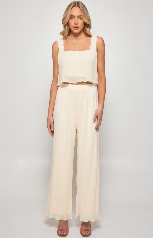 Perri Plisse Set in Cream